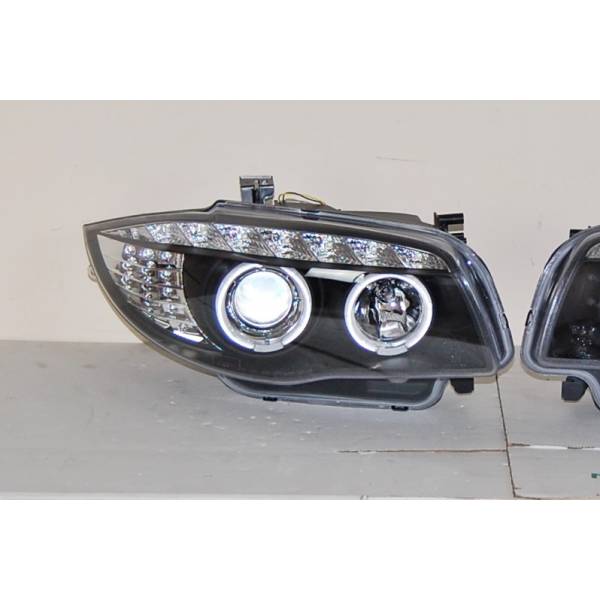 fari-anteriore-a-led-bmw-e87-2009-black-intermitente-led.jpg