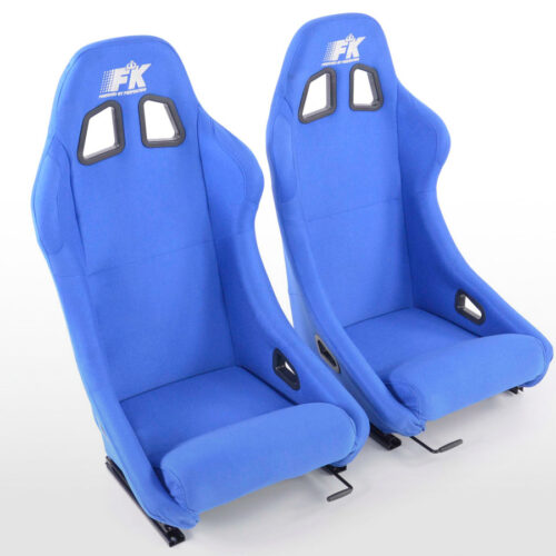 I sedili sportivi FK, i sedili avvolgenti completi per auto, conferiscono a San Francisco un look da sport motoristico